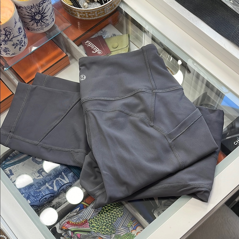 Lululemon - all the right places -6